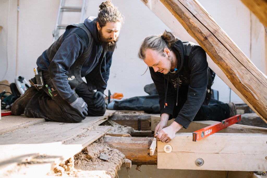 Sanierung alter Balken